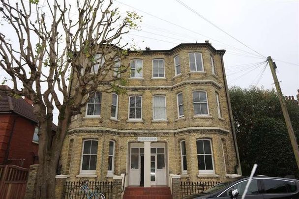 Selborne Court, Selborne Place, Hove, BN3 - Photo 1