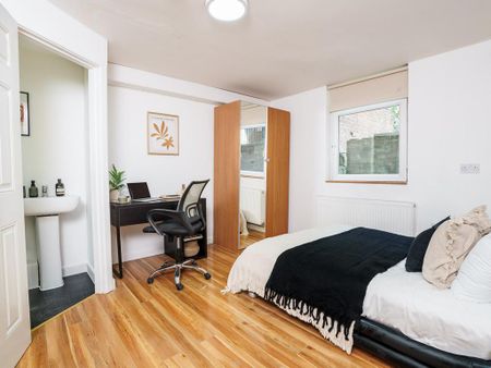 3 bedroom flat share to rent - Photo 3