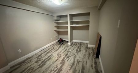 1041 Sunnidale #5 Barrie | $1400 per month | Utilities Included - Photo 3