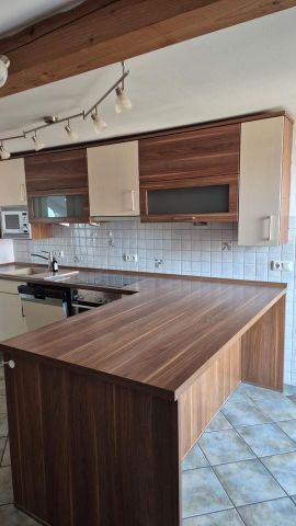 4 Zimmer DG Wohnung Kirchberg zu vermieten - Photo 2