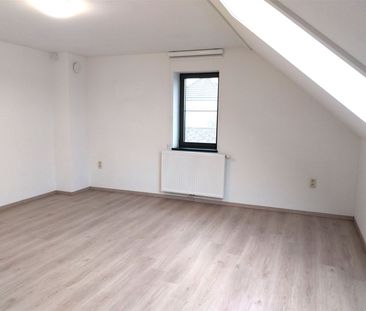 TE HUUR: Zeer ruim duplex appartement met 3 slaapkamers te Zolder! - Foto 4