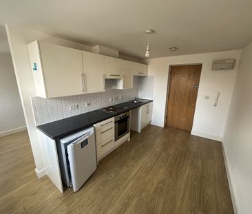 1 Bed Flat, West Street, LE1 - Photo 2