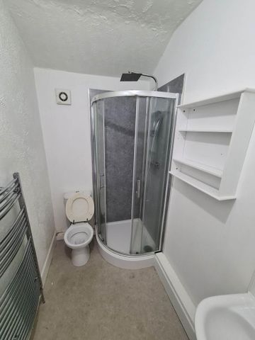 1 bedroom flat to rent - Photo 5