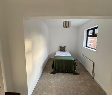 28 Ranelagh St, Belfast, BT6 8NP - Photo 6