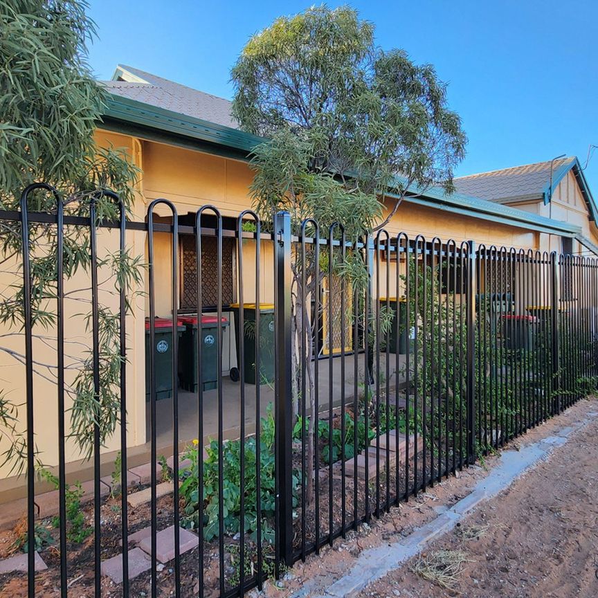 2/20 Johnson Street, 5700, Port Augusta Sa - Photo 1