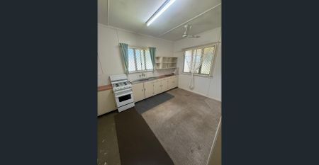 Neat & Convenient Living in Norville - Photo 3