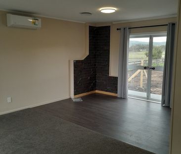 TIDY FAMILY HOME - Photo 3