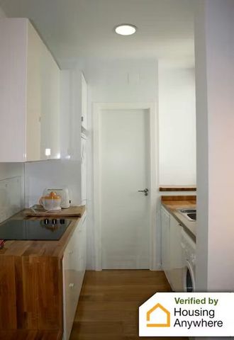 Calle de la Manzana, Madrid, Community of Madrid 28015 - Photo 2