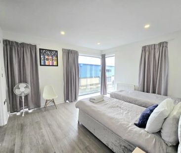 Butchers Road, London - Photo 4