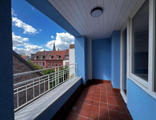KL- City, 4 ZKB Wohnung mit Einbauküche, Balkon, Tageslichtbad ''SANIERTES BADEZIMMER'' - Foto 1