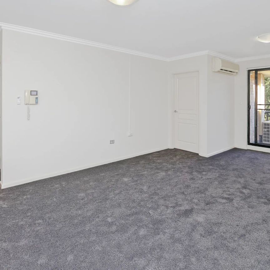 BRIGHT MODERN LIVING IN PARRAMATTA FRINGE LOCATION - Photo 1