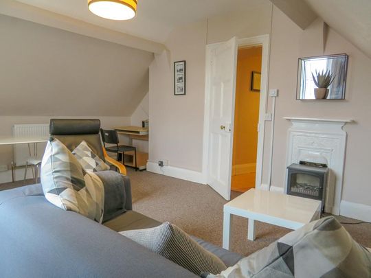 1 bedroom flat to rent - Photo 1
