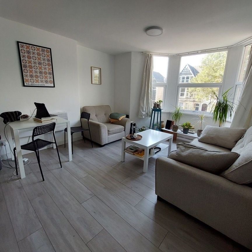 Richmond Road, Roath - Photo 1