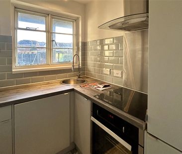 2 bedroom apartment to rent Anglesea Road, Southampton, Hampshire, ... - Photo 3