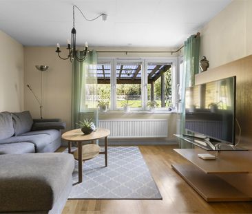 Rådjursvägen, Tumba - Photo 1