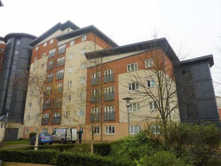 Aspect Court Slough Berkshire - Photo 2