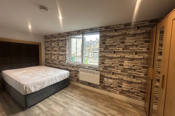 Venn Street - Photo 1