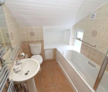 St Johns Road, Faversham, ME13 - Photo 6