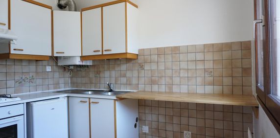 Location Appartement 1 pièce 24m² ANNECY 74000 - Photo 2