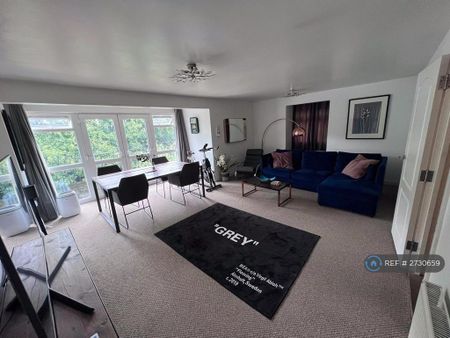 1 bedroom flat to rent - Photo 2