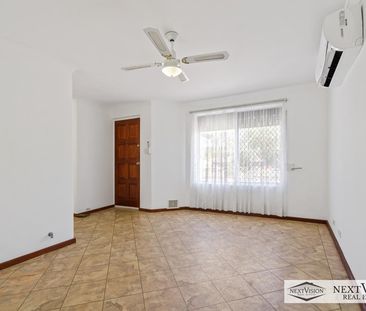 9 Hoyton Place, Parmelia - Photo 2