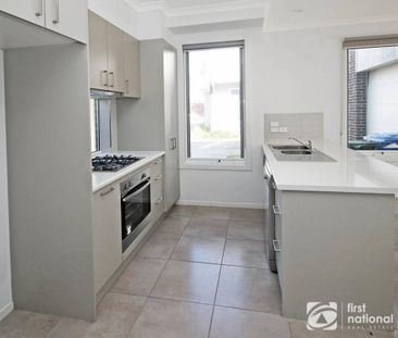 Perfectly Located - Photo 6