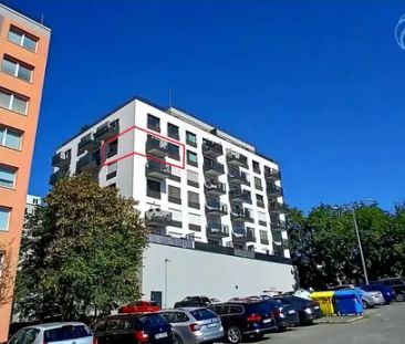 Krásný světlý byt 3kk - 84m and sup2; se dvěma balkony, komorou a g... - Фото 1