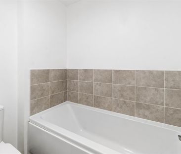 Spindle Crescent, Plymouth - Photo 5