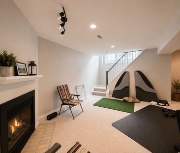 For Lease - 12 KIMBOLTON Crescent, Kanata, Ontario - Photo 3