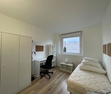 Location Appartement 5 pièces 66m² - Photo 4