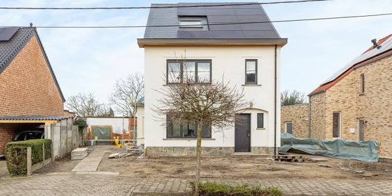 Recent gerenoveerde woning met 4 slpkrs te Bonheiden en ruime tuin - Photo 3