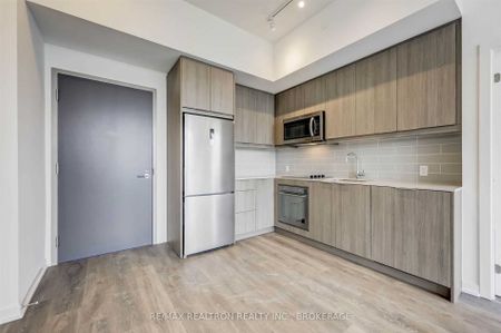 For Lease - 32 Forest Manor Road Unit# 310, Toronto, Ontario - Photo 4
