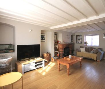 3 bedroom cottage to rent - Photo 2