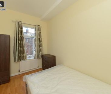 30 Deramore Avenue, Ormeau Road, Belfast, BT7 3ER - Photo 3