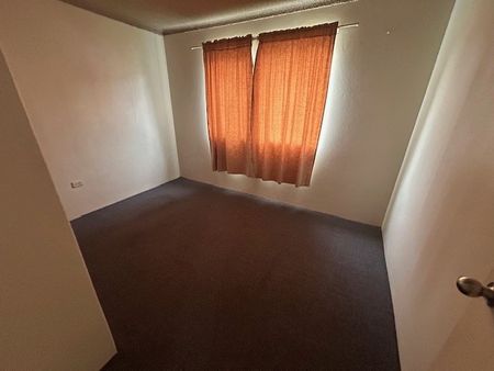 Ground Floor Living - Photo 2