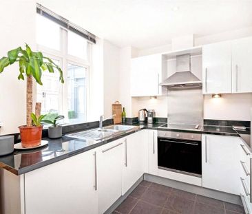 Studio to rent - Photo 3