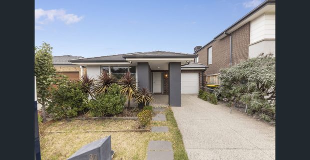 Stylish Family Home in Prime Williams Landing Location - Photo 1