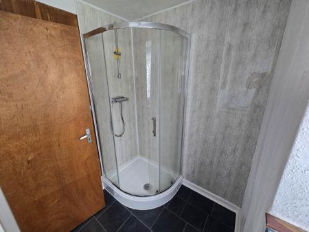 2 bedroom terraced house to rent - Photo 5