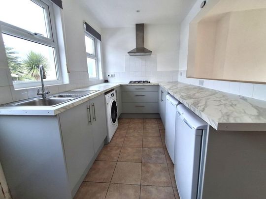 3 bedroom terraced house to rent - Photo 1