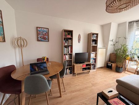 Location Appartement 2 pièces 43m² - Photo 2