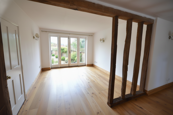 4 bedroom terraced house to rent - Photo 1