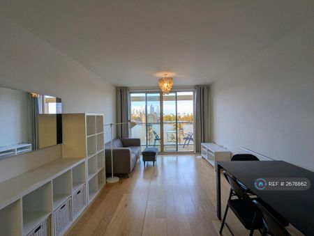 2 bedroom flat to rent - Photo 2