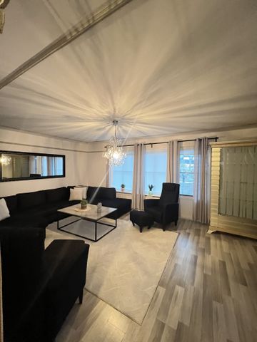 Prästgårdsvägen, Tumba - Photo 2