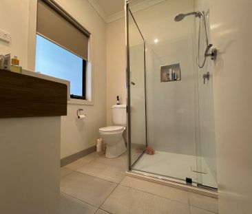 4 Bedroom Home - Photo 1