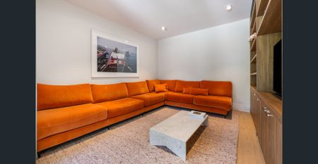 Striking Home in the Heart of Main Beach - Photo 5