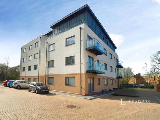 2 bedroom flat to rent - Photo 1