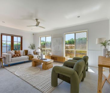 AIR CONDITIONED 4 BEDROOM HOME IN HENDRA - Photo 2