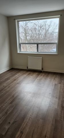 For Lease - 2202 Weston Road Unit# 318, Toronto, Ontario - Photo 3