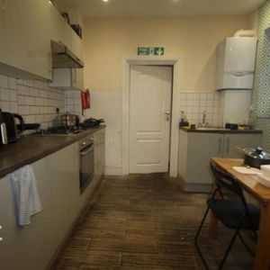 1 bedroom terraced house to rent - Photo 2