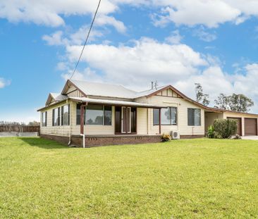 Serene Farm Scene - Photo 4